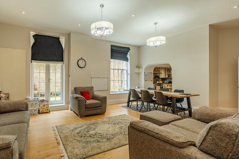 3 bedroom apartment for sale, Royal Drive, London  N11