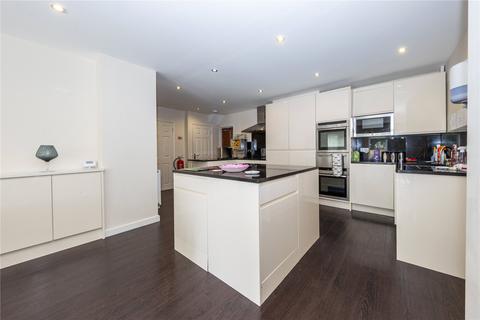 Guest house for sale, East Street, Olney, Buckinghamshire, MK46