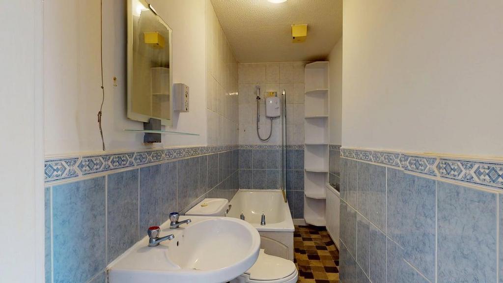 18-Stewarton-Street-04102025 161538.jpg