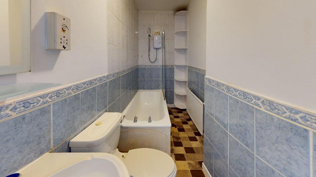 18-Stewarton-Street-Bathroom.jpg
