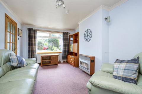 22 Broom Grove, Dunfermline, KY11 8QZ
