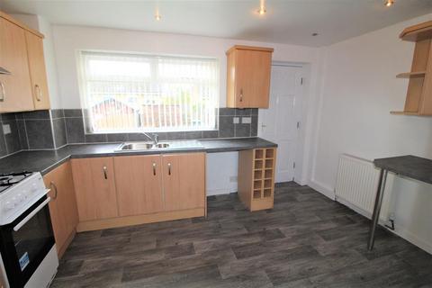 2 bedroom terraced house to rent, Glenwood Drive, Middleton, Manchester, M24 2TW