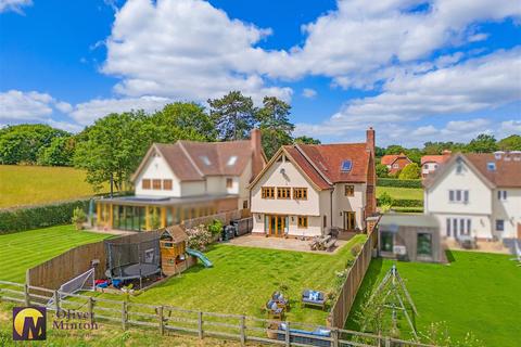 5 Mansfield, Colliers End, Ware, SG11 1DL