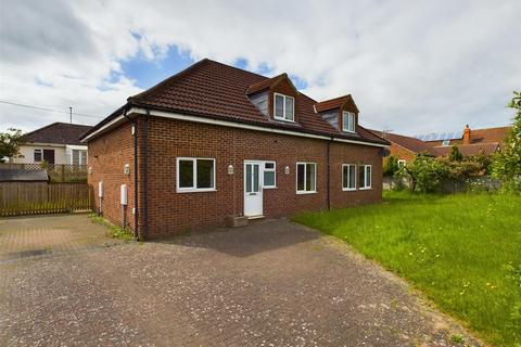 4 bedroom detached house for sale, Low Street, Northallerton DL7