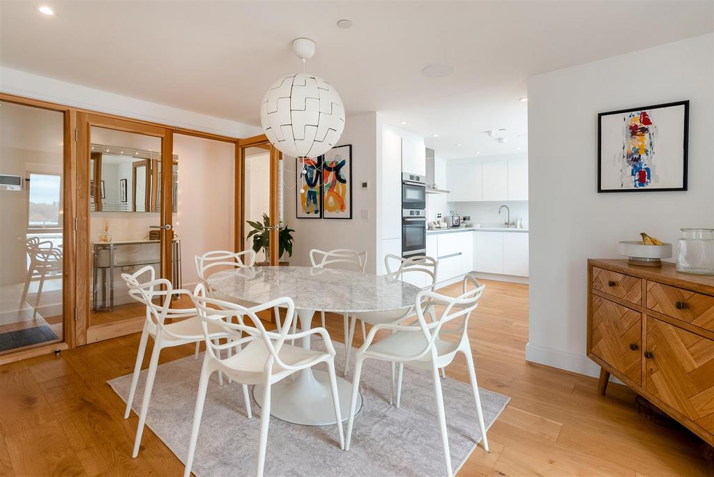 6 Avon Heights-7.jpg