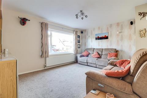 17 Bilton Road, Benfleet, SS7 2HQ