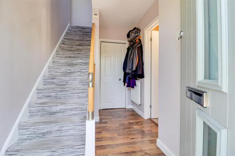 17 Bilton Road, Benfleet, SS7 2HQ