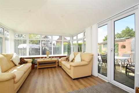 3 bedroom detached house for sale, Featherbed Lane, Shrewsbury
