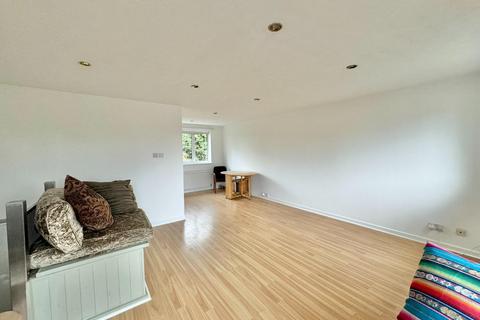 3 bedroom end of terrace house for sale, Larchwood Drive, Wilmslow