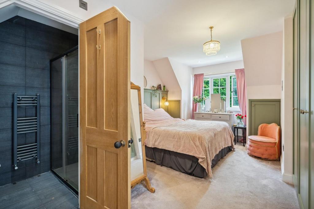 Principal Bedroom
