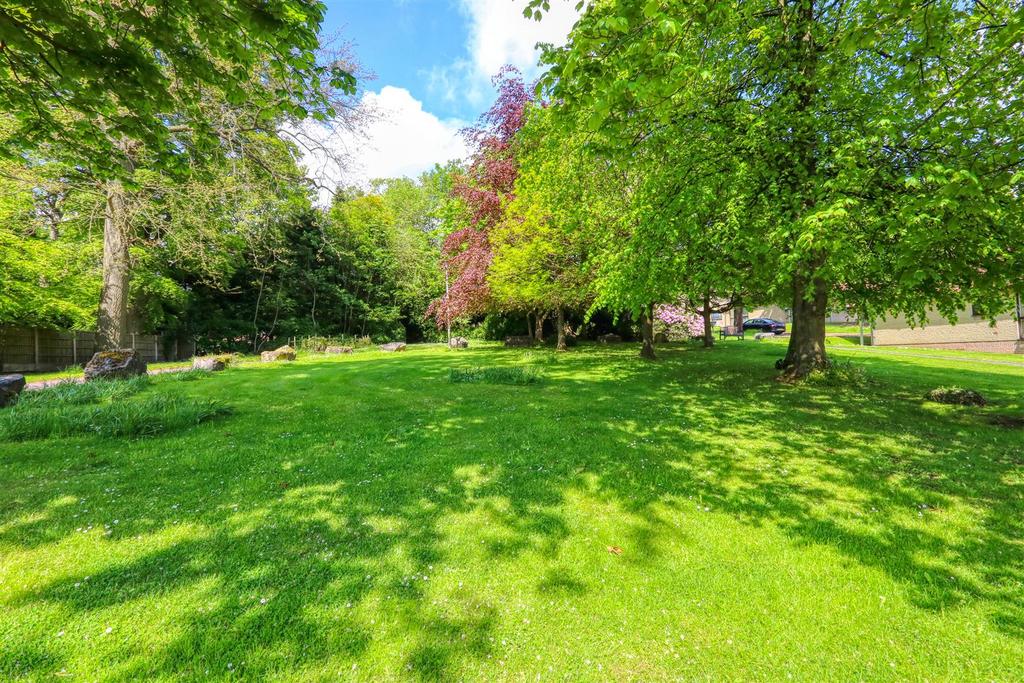 Communal gardens