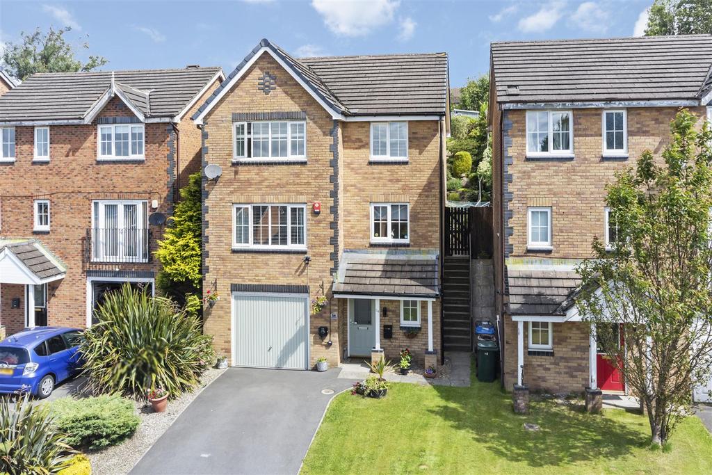 Chartwell Drive, Bradford BD6 4 bed detached house for sale £290,000