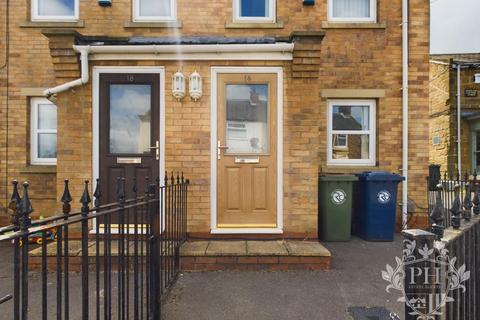 3 bedroom end of terrace house for sale, High Street, Lazenby