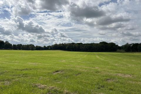 Land for sale, 15.2 acres at Macclesfield Road, Over Alderley, Macclesfield