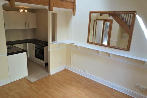 1 bedroom house to rent, Fulmar Close, Penarth