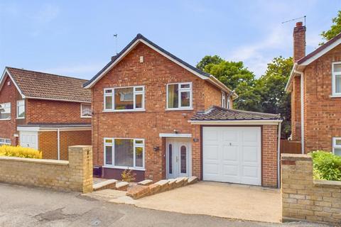 3 bedroom detached house for sale, Mays Avenue, Nottingham NG4