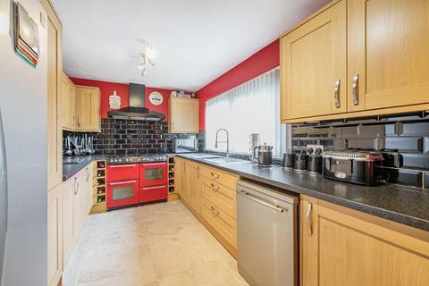 4 bedroom semi-detached house for sale, Oxton Lane, Tadcaster