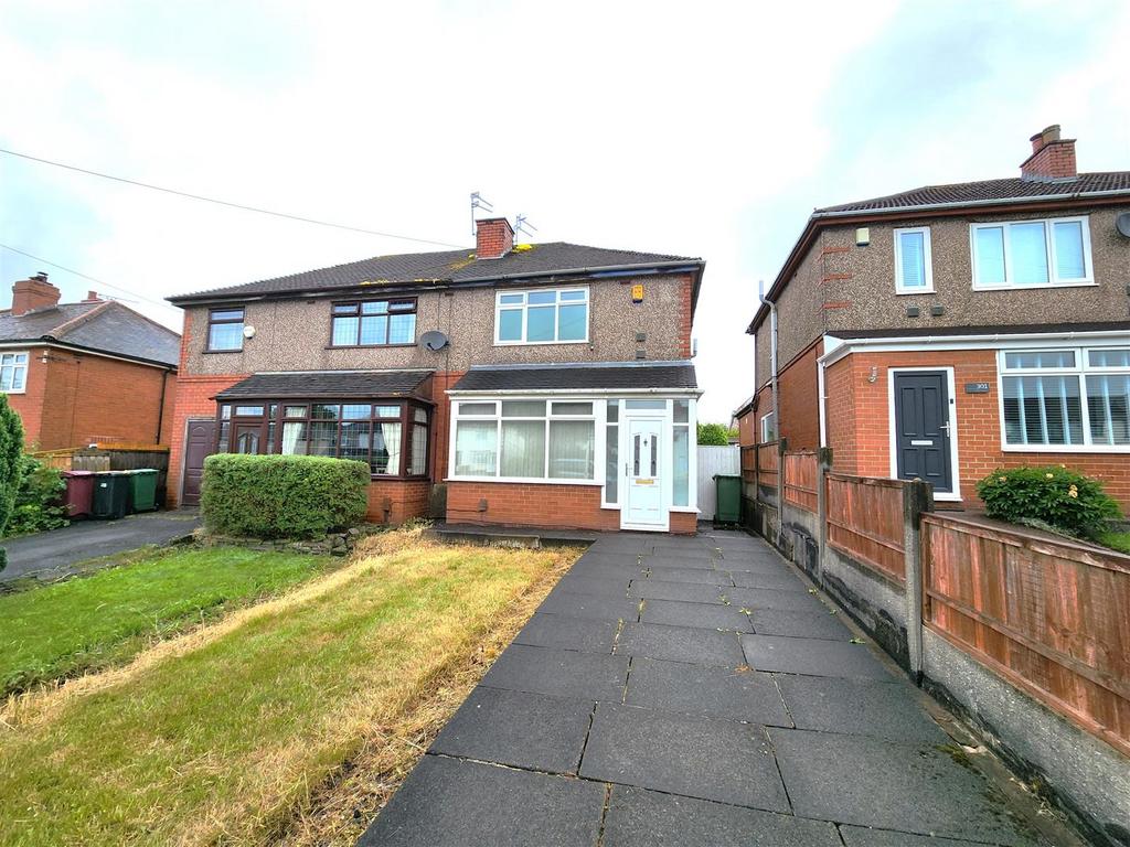 Park Road, Westhoughton, Bolton 2 bed semidetached house £875 pcm (£