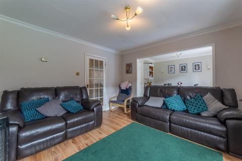 3 bedroom end of terrace house for sale, Brynglas, Cwmbran NP44