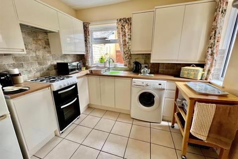 3 bedroom terraced house for sale, Lewes Road, Darlington