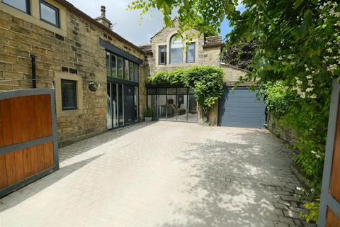 4 bedroom house for sale, Field Lane, The Village, Huddersfield HD4
