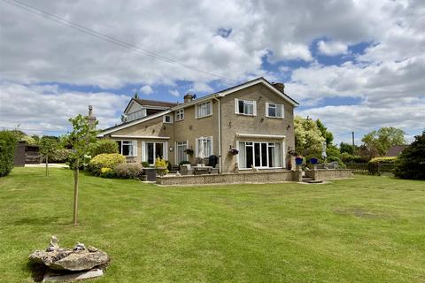 5 bedroom detached house for sale, Shaw Hill, Shaw, Melksham