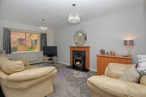 4 bedroom detached house for sale, Convent Drive, Stoke Golding CV13