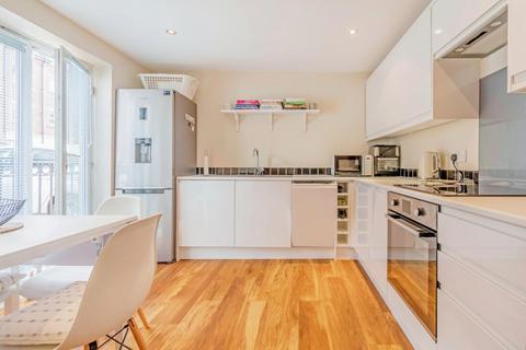 2 bedroom apartment for sale, Hallfield Road, York, YO31 7XJ