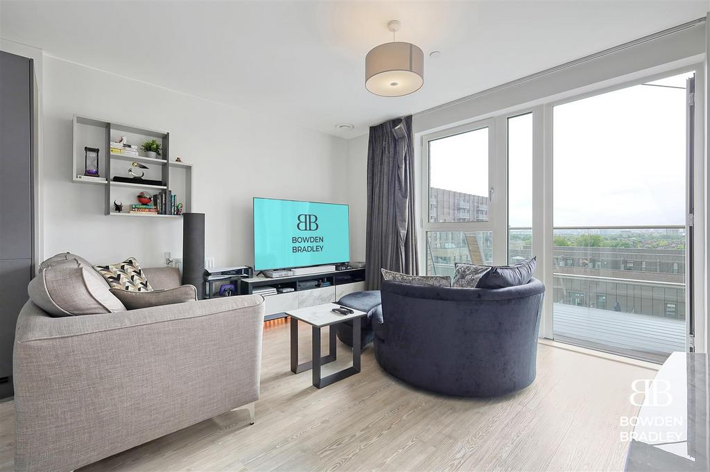 Kitchen/Dining/Lounge