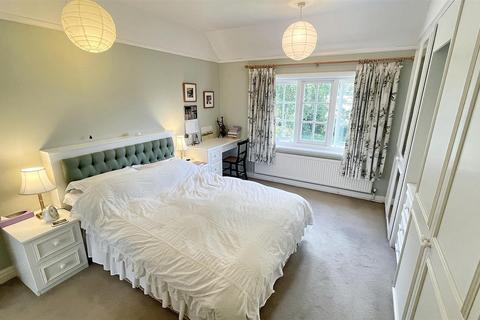 142 Swanshurst Lane, Birmingham, B13 0AN