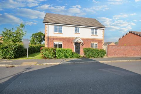 4 bedroom detached house for sale, Horn Lane, Stone