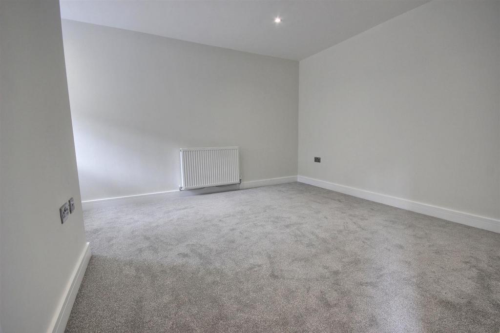 No 5 Bedroom 4.jpg