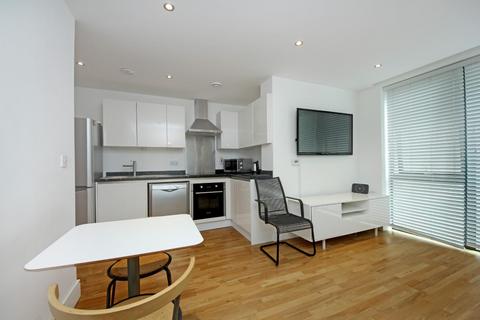 1 bedroom apartment for sale, Underhill Gardens, London