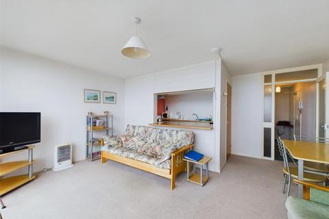 2 bedroom apartment for sale, Albany Court, Cromer