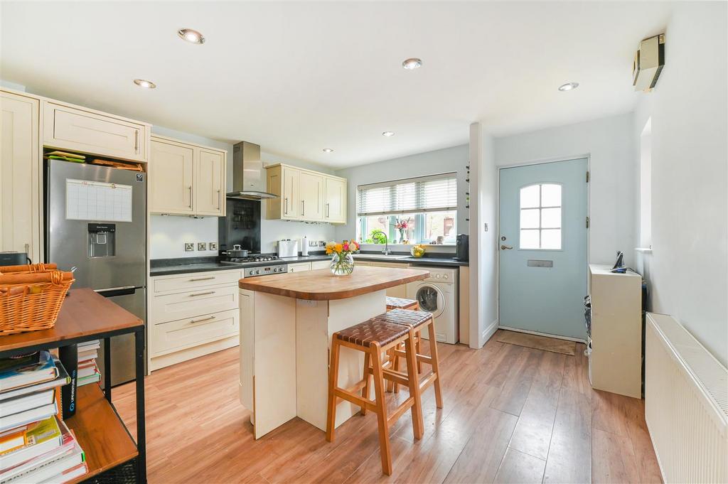 Kitchen/Breakfast Room