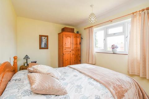164 Cornwall Road, Wolverhampton, WV6 8UZ