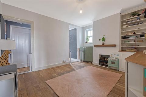 16 Manor Road, Chelmsford, CM2 0EP