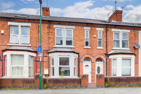 4 bedroom terraced house for sale, Grove Road, Lenton NG7