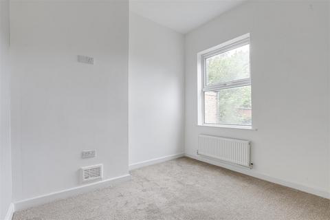 4 bedroom terraced house for sale, Grove Road, Lenton NG7