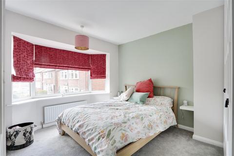 20 Beardsmore Grove, Hucknall, Nottingham, NG15 8AW