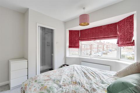 20 Beardsmore Grove, Hucknall, Nottingham, NG15 8AW