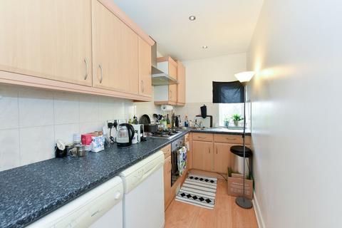 1 bedroom flat to rent, North End Road, West Kensington, W14