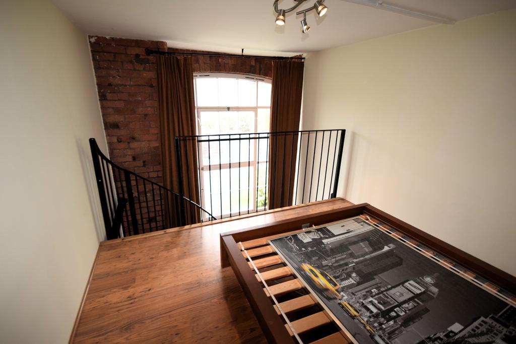 Mezzanine Alt View