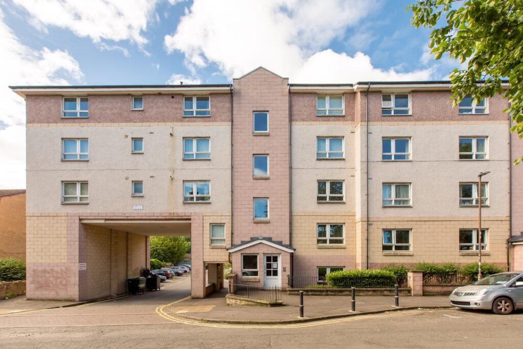 35/2 Lower London Road, Abbeyhill... 2 bed flat for sale £240,000