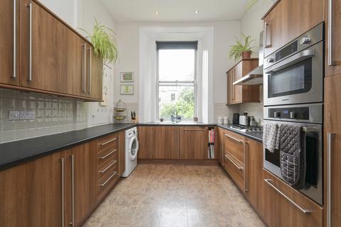 71/2 Comiston Road, Edinburgh, EH10 6AG