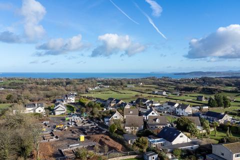 4 bedroom detached house for sale, Cae Ysgawen, Brynteg, Sir Ynys Mon, LL78