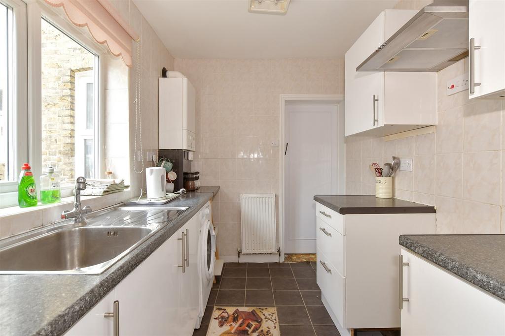 Catherine Street, Rochester, Kent 3 bed terraced house for sale £250,000