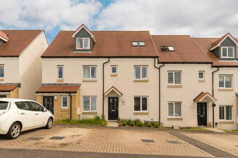 3 bedroom townhouse for sale, 20 Limefield Gardens, Gorebridge, Midlothian, EH23 4RT