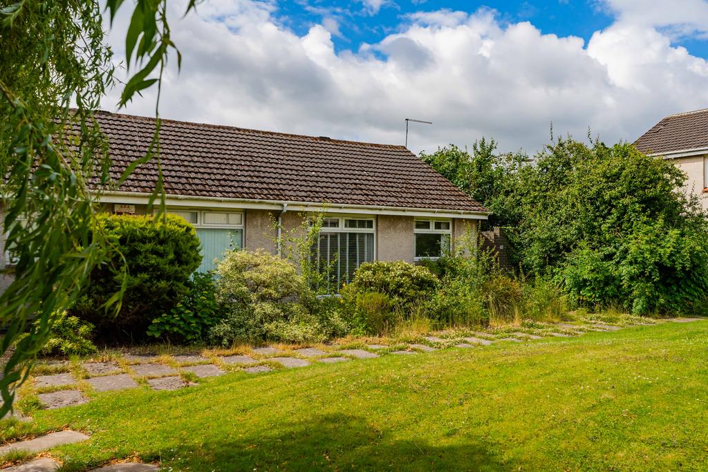 Craigs Park, Edinburgh EH12 2 bed semidetached bungalow for sale £