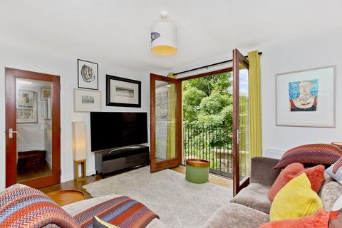 4 Upper Damside, Edinburgh, EH4 3UG